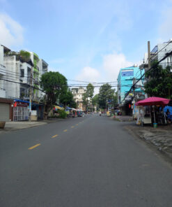 BÁN NHÀ MẶT TIỀN KINH DOANH. KHU VIP TÊN LỬA. GIÁ 14.5 TỶ