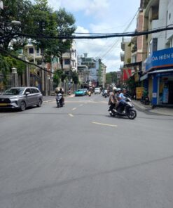 BÁN GẤP! SIÊU PHẨM CĂN GÓC 2 MẶT TIỀN HẺM XE TẢI - KHU VIP TÂN BÌNH