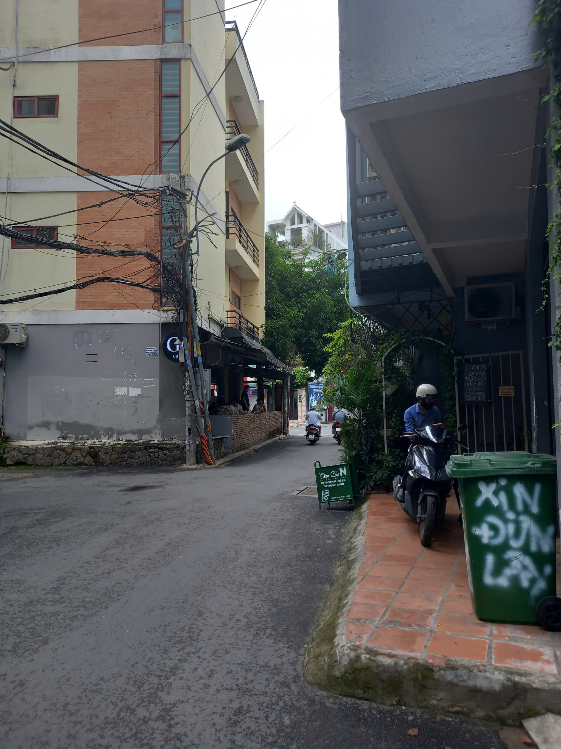 z7179143501504_bff143511d09574bb77d9f13d8dae8a3